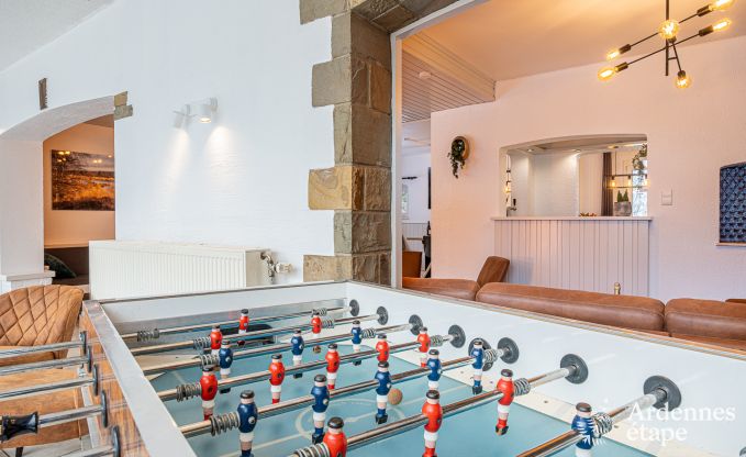 Vakantiehuis voor 24 personen met binnenzwembad en sauna in Malmedy