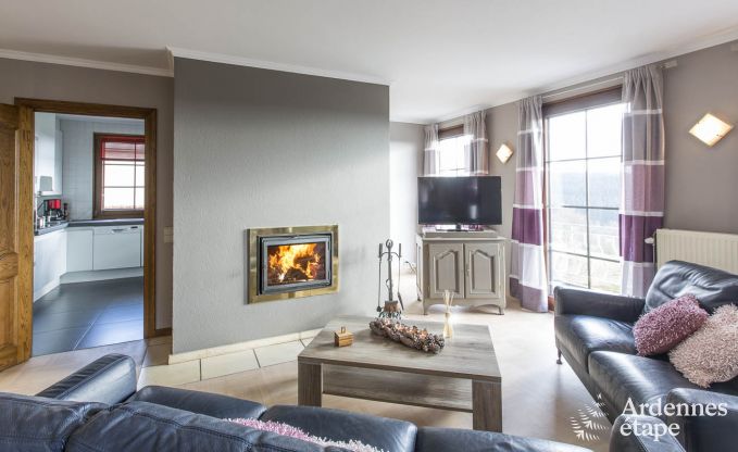 Vakantiehuis met jacuzzi, sauna, spelen en mooi uitzicht op de hoogten van Malmedy voor 6/8 personen in de Ardennen