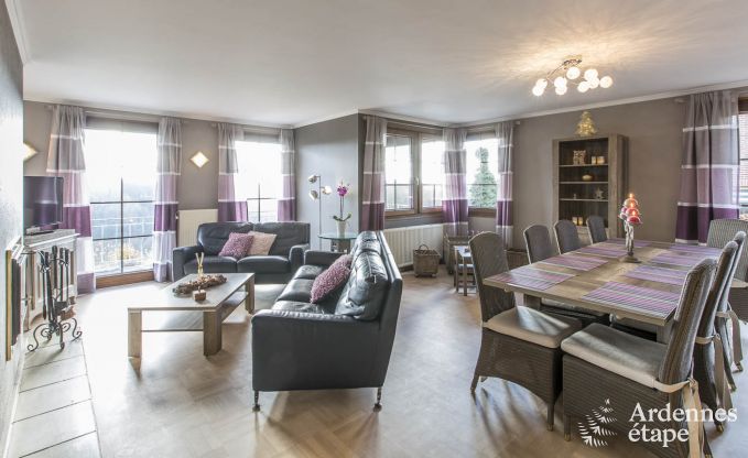 Vakantiehuis met jacuzzi, sauna, spelen en mooi uitzicht op de hoogten van Malmedy voor 6/8 personen in de Ardennen