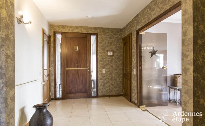 Vakantiehuis met jacuzzi, sauna, spelen en mooi uitzicht op de hoogten van Malmedy voor 6/8 personen in de Ardennen