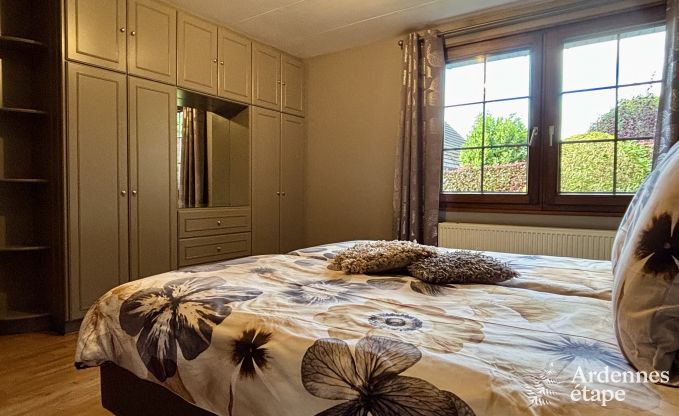 Vakantiehuis met jacuzzi, sauna, spelen en mooi uitzicht op de hoogten van Malmedy voor 6/8 personen in de Ardennen