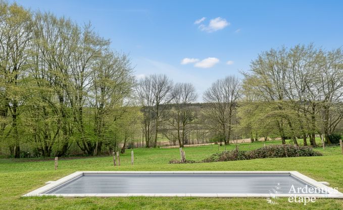 Charmant en stijlvol boerderijtje voor 14 personen en 2 honden in Manhay