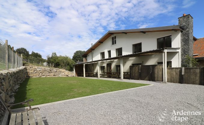 Ruim vakantiehuis voor 30 personen in Manhay, Ardennen