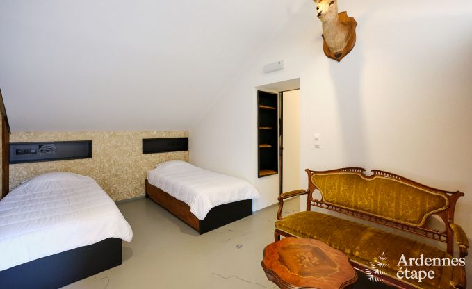 Vakantiehuis in Manhay voor 20 personen met 7 slaapkamers, eigen discotheek en bioscoop