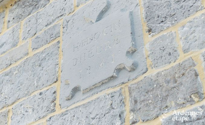 Villa in Marche-en-Famenne voor 28 personen met 11 slaapkamers, binnenzwembad en sauna