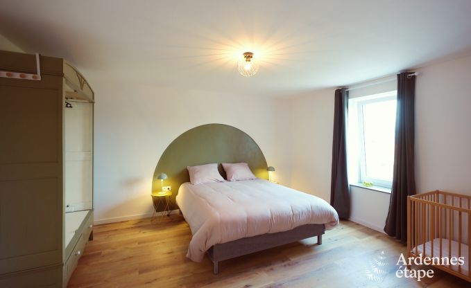 Villa in Marche-en-Famenne voor 28 personen met 11 slaapkamers, binnenzwembad en sauna