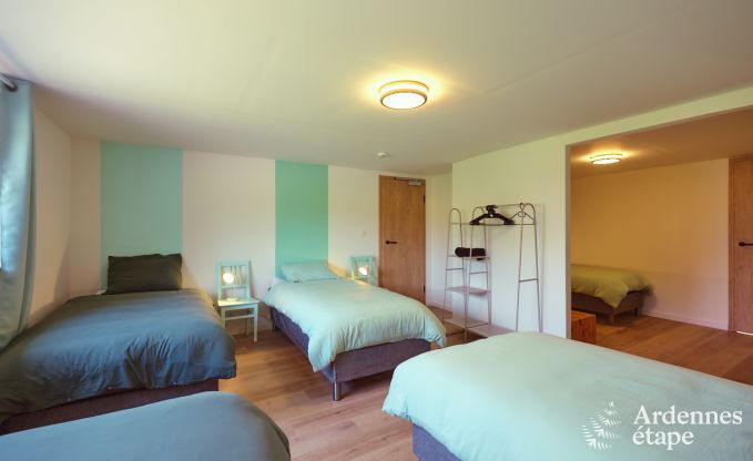 Villa in Marche-en-Famenne voor 28 personen met 11 slaapkamers, binnenzwembad en sauna