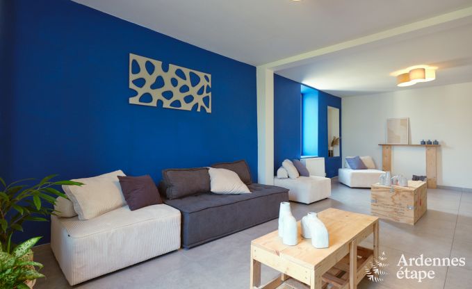 Villa in Marche-en-Famenne voor 28 personen met 11 slaapkamers, binnenzwembad en sauna