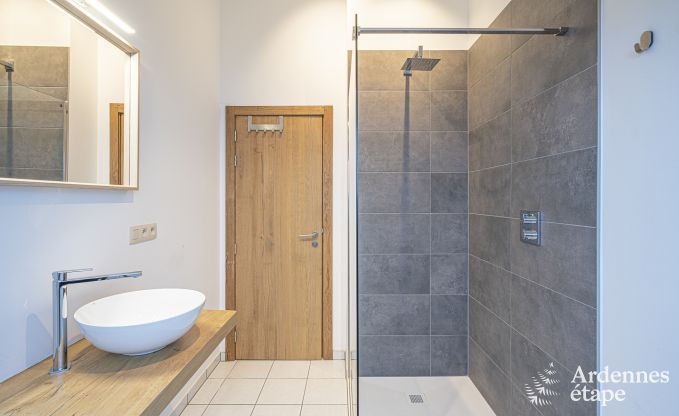 Cottage in Mardesous voor 12/13 personen in de Ardennen