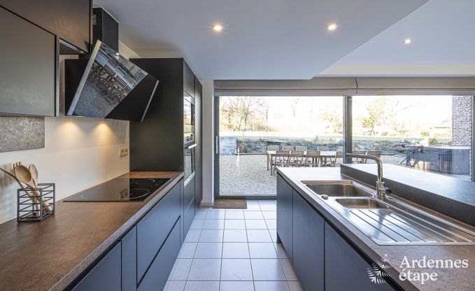 Cottage in Mardesous voor 12/13 personen in de Ardennen