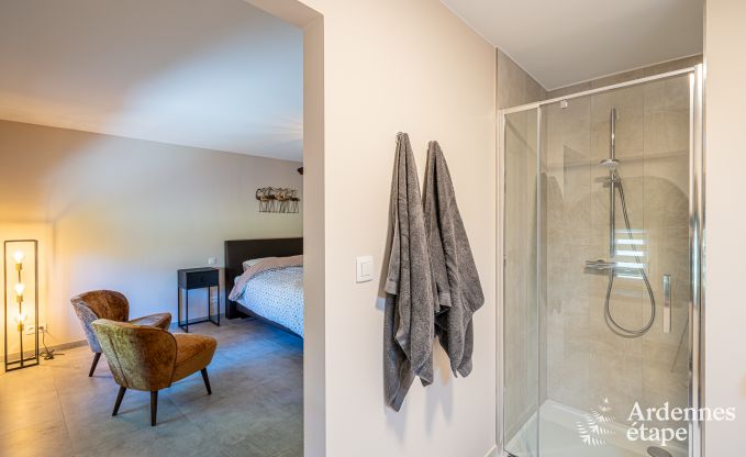 Rolstoeltoegankelijke vakantiewoning in Martelange voor 9 personen met privtuin