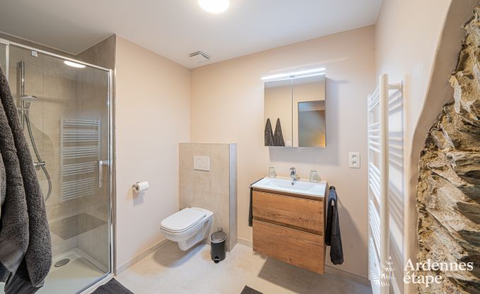 Rolstoeltoegankelijke vakantiewoning in Martelange voor 9 personen met privtuin