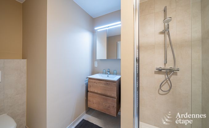 Rolstoeltoegankelijke vakantiewoning in Martelange voor 9 personen met privtuin