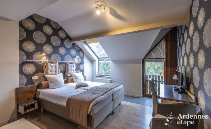 Vakantie midden in de natuur in de Ardennen: ruime villa in Houffalize (Nadrin) voor 18 personen met talrijke voorzieningen en diensten, huisdieren welkom