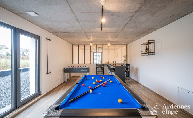 Vakantiehuis in Neufch�teau voor 22/24 personen in de Ardennen