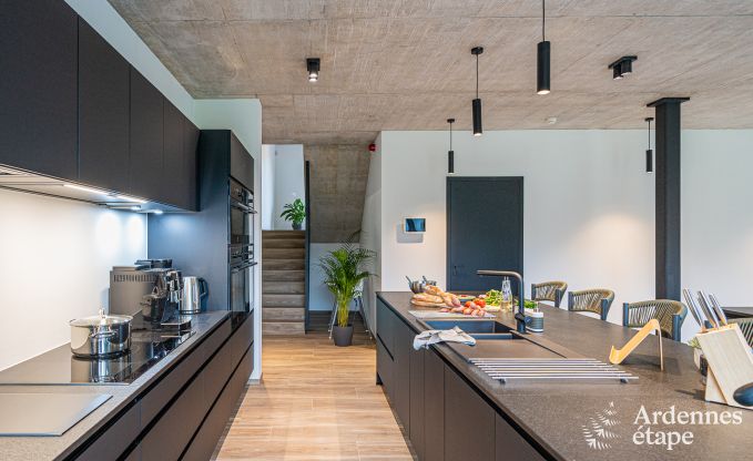 Vakantiehuis in Neufch�teau voor 22/24 personen in de Ardennen