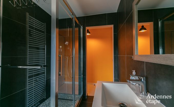 Vakantiehuis in Neufchteau voor 18/23 personen in de Ardennen