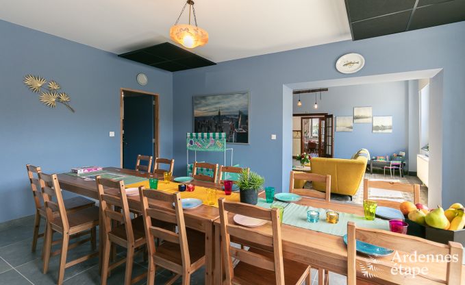 Vakantiehuis in Neufchteau voor 18/23 personen in de Ardennen