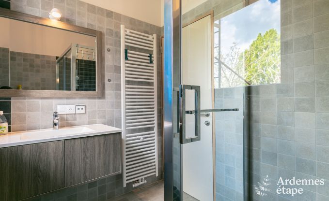Vakantiehuis in Neufchteau voor 18/23 personen in de Ardennen