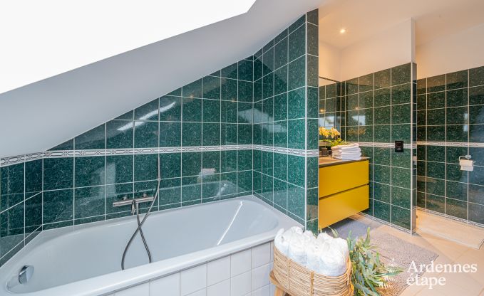 Vakantievilla in Ohey: luxe verblijf voor 10 personen met sauna, jacuzzi en priv�tuin