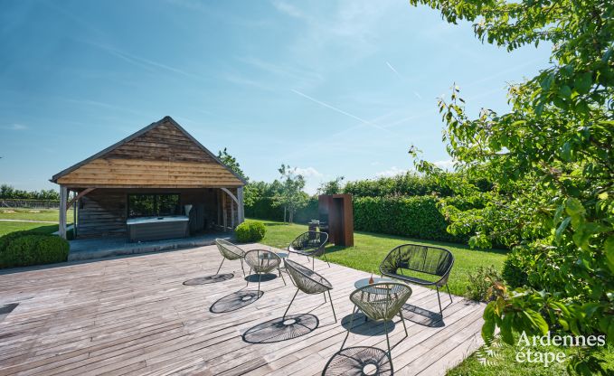 Luxueus appartement voor twee met zwembad in het prachtige Ohey