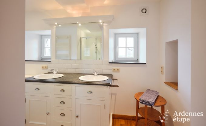 Volledig gerenoveerd, authentiek vakantiehuis in Ouffet, Ardennen