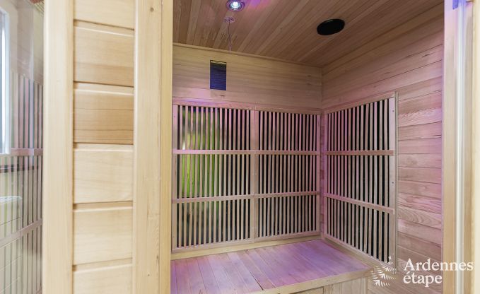 Mooi vakantiehuis voor een groep met sauna en jacuzzi te huur in Ovifat