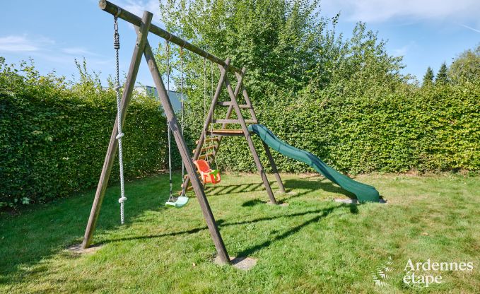 Ruim en modern natuurstenen vakantiehuis in Ovifat, Hoge Venen