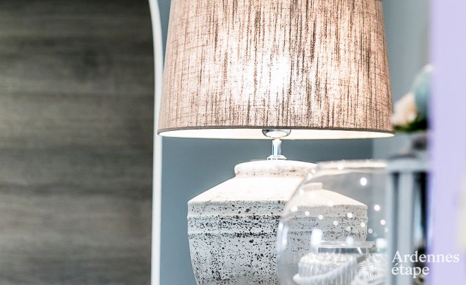 Vakantiehuis met binnenzwembad, sauna en spellen in Paliseul voor 14 personen in de Ardennen