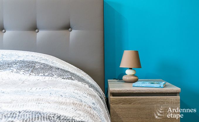 Vakantiehuis met binnenzwembad, sauna en spellen in Paliseul voor 14 personen in de Ardennen