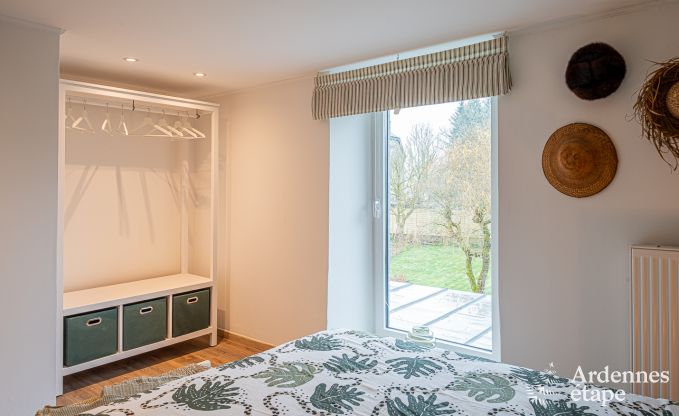 Charmante huur voor 8 personen in Paliseul: vakantiehuis met recreatieve voorzieningen in het hart van de Ardennen