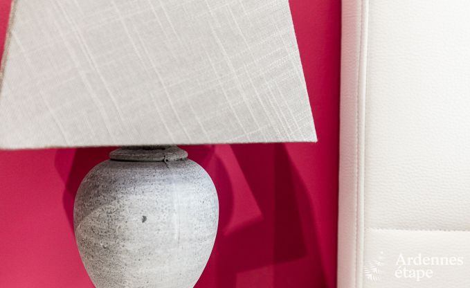 Vakantiehuis met binnenzwembad, sauna en spellen in Paliseul voor 14 personen in de Ardennen