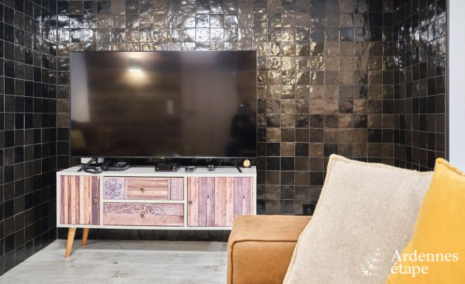 Gezellige chalet in Porcheresse met verwarmd zwembad en ruimte voor 4 personen in de Ardennen