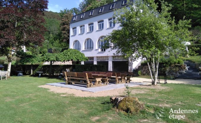 Vakantiehuis in Poupehan voor 26 personen in de Ardennen