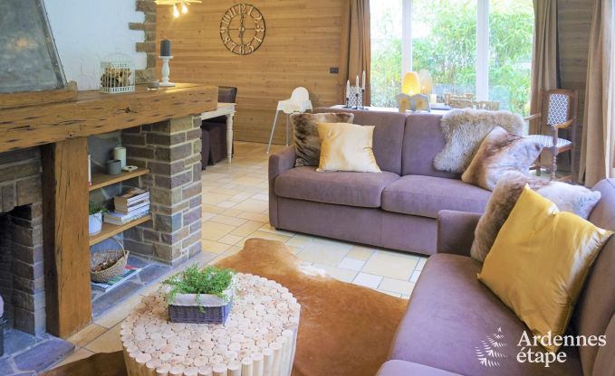 Hoogwaardig huis in Profondeville met sauna en jacuzzi voor 5 personen in de Ardennen
