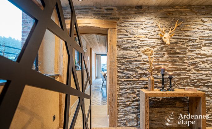 Luxe villa in Recht voor 8 personen in de Ardennen