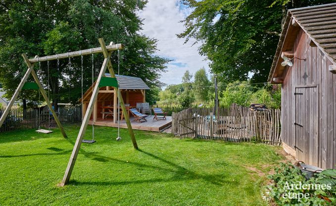 Gezellig cottage voor 4 personen in Redu met tankuzzi (hottub), overdekt terras en privtuin