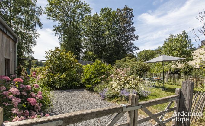 Gezellig cottage voor 4 personen in Redu met tankuzzi (hottub), overdekt terras en privtuin