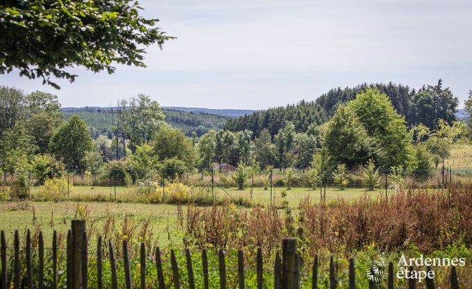 Gezellig cottage voor 4 personen in Redu met tankuzzi (hottub), overdekt terras en privtuin