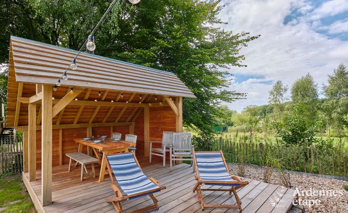 Gezellig cottage voor 4 personen in Redu met tankuzzi (hottub), overdekt terras en privtuin