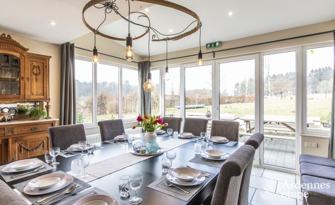 Vakantiehuis in Redu voor 15 personen in de Ardennen