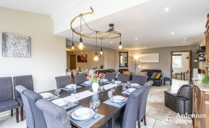 Vakantiehuis in Redu voor 15 personen in de Ardennen