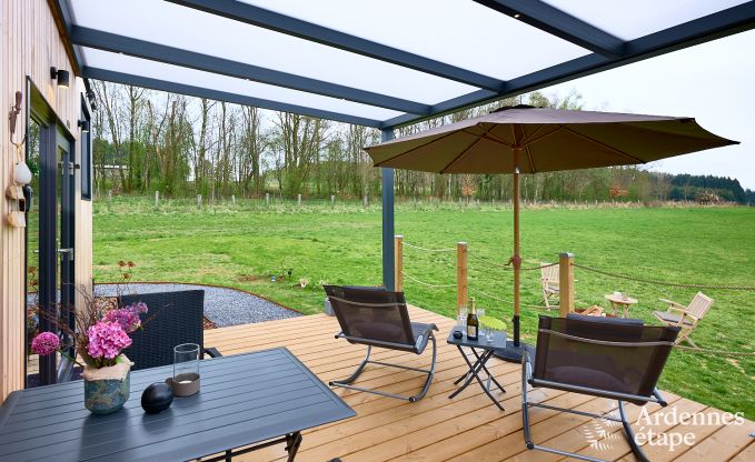 Romantisch tiny house in Redu: verblijf voor 2 in de Ardennen met priv�terras en panoramisch uitzicht