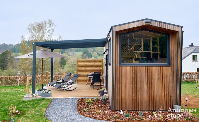 Romantisch tiny house in Redu: verblijf voor 2 in de Ardennen met priv�terras en panoramisch uitzicht