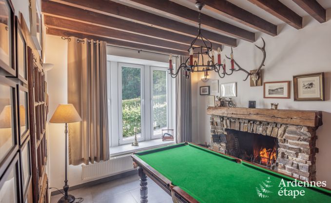 Charmante, ruime en hondvriendelijke cottage in Redu voor 17 personen