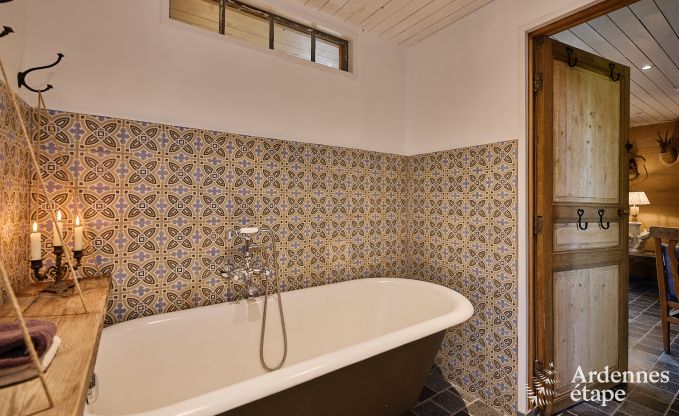 Gezellig cottage voor 4 personen in Redu met tankuzzi (hottub), overdekt terras en priv�tuin