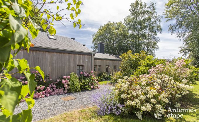 Gezellig cottage voor 4 personen in Redu met tankuzzi (hottub), overdekt terras en priv�tuin