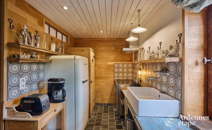 Gezellig cottage voor 4 personen in Redu met tankuzzi (hottub), overdekt terras en priv�tuin