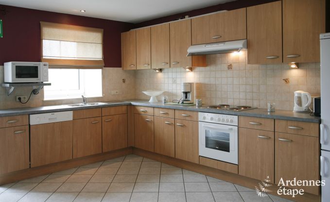 Vakantiehuis in Redu voor 28 personen in de Ardennen