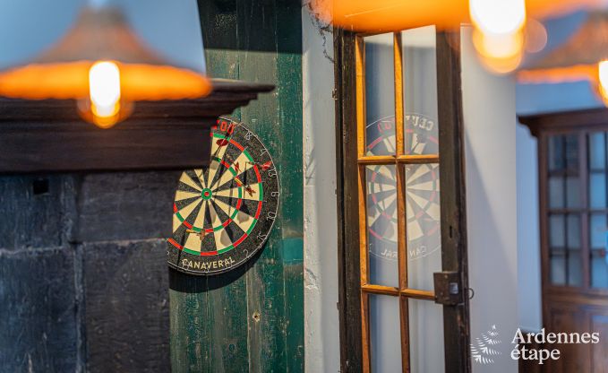 Grote vakantiewoning in Rochefort voor 25 personen met 11 slaapkamers, 11 badkamers, sauna en bar